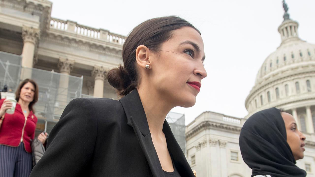 Ocasio-Cortez suggests a 60 to 70 percent tax rate for the rich to pay for a 'Green New Deal'