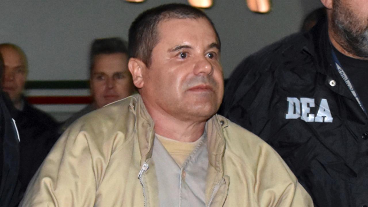Prosecutors reveal text messages Mexican drug lord 'El Chapo' Guzman sent to his wife, mistress