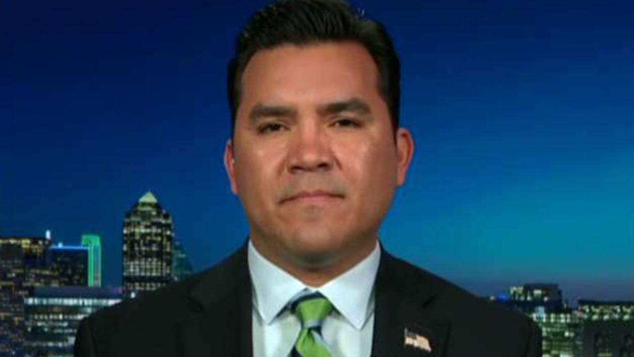 Retired ICE agent: As a Mexican-American raised at the border, I know we need the wall