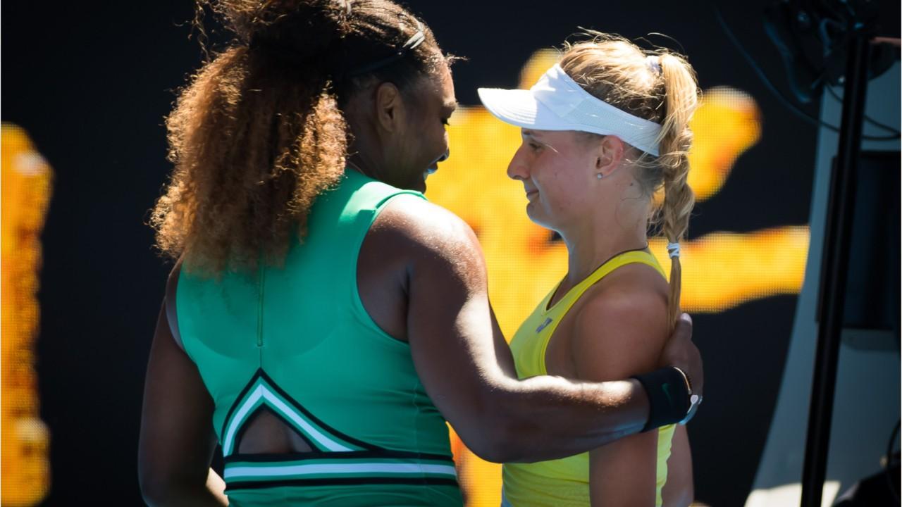 Serena Williams consoles Ukrainian teen after winning match