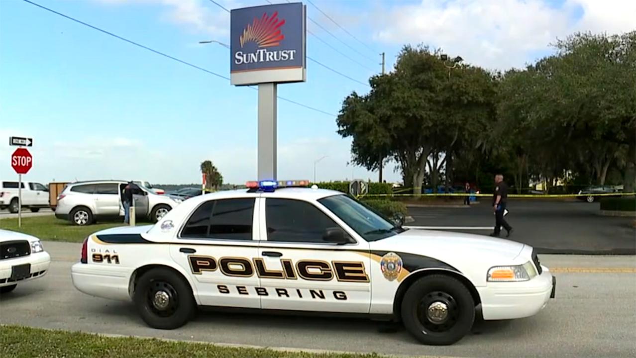Gunman kills five people in Florida bank shooting