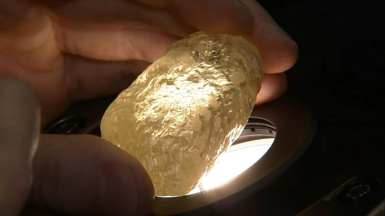 Largest diamond discovered in North America dazzles New York City