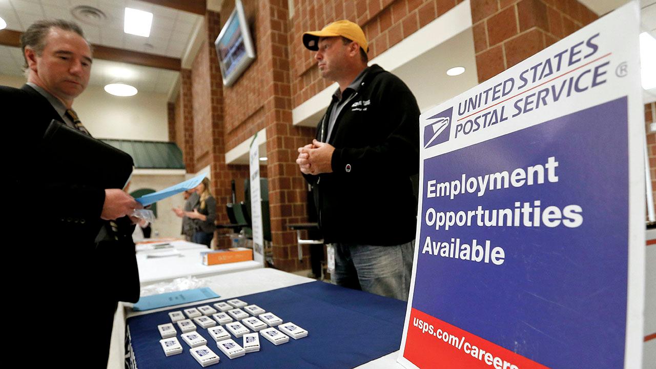 Job market booms with 304K new jobs in January