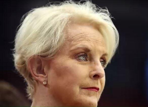 Cindy McCain apologizes after Phoenix police disputed her claim that she stopped a human trafficking attempt
