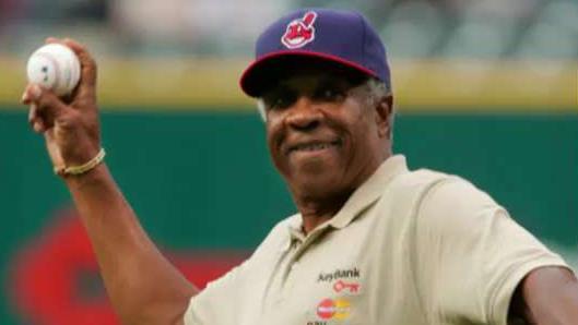 Hall of Fame baseball player Frank Robinson dies at 83