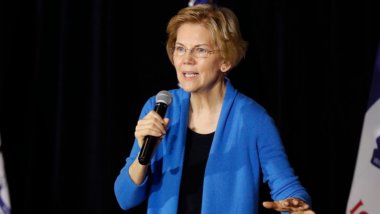 Warren appears at luncheon honoring Native American leaders