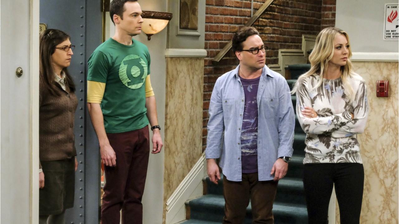 'Big Bang Theory' star Kaley Cuoco shares final cast and crew flash mob dance