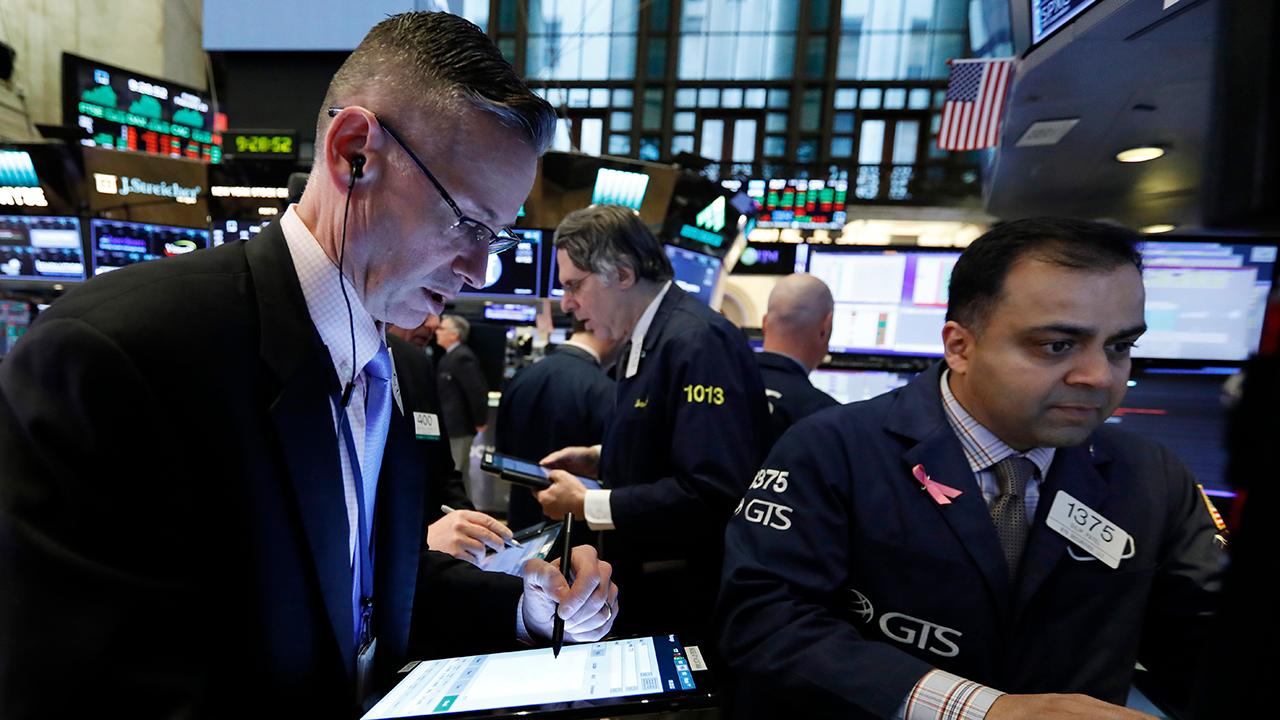 Stocks rally amid trade optimism, look to extend 9-week winning streak
