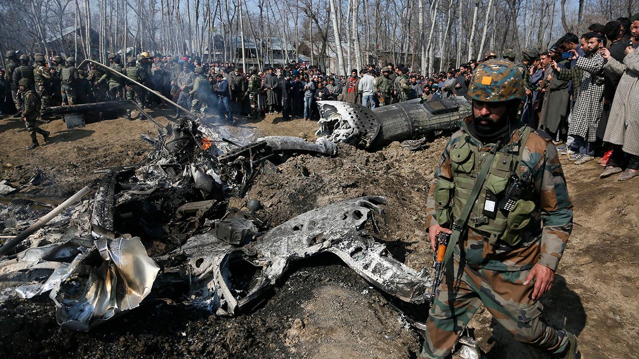 Pakistan shoots down Indian planes, captures pilots