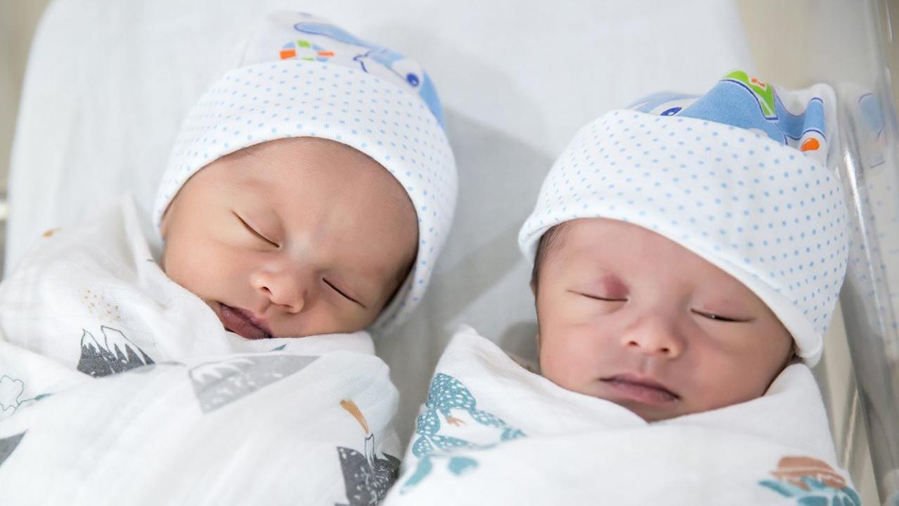 Semi-identical twins discovered in Australia