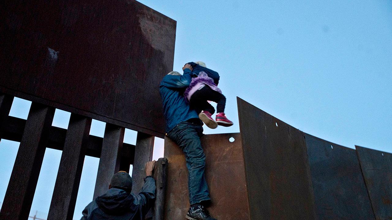 Border security officials gearing up for record number of migrant families trying to enter US