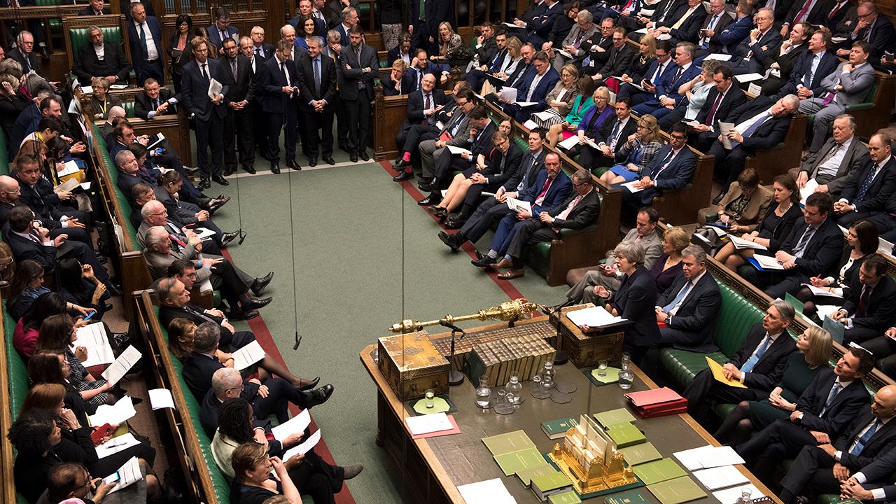 British Parliament rejects a 'no-deal' Brexit