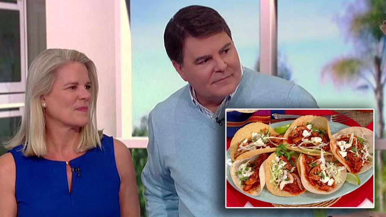 Cooking with 'Friends': The Jarretts' spicy chicken tacos