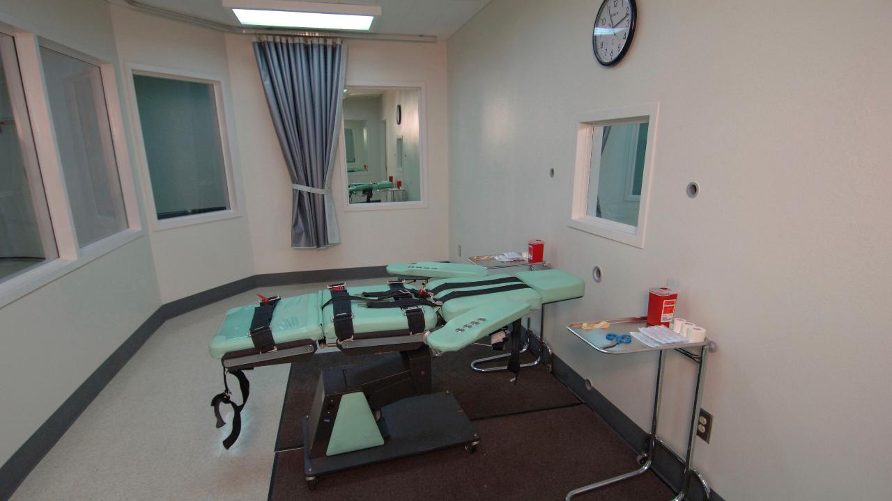 Should the federal death penalty be outlawed?