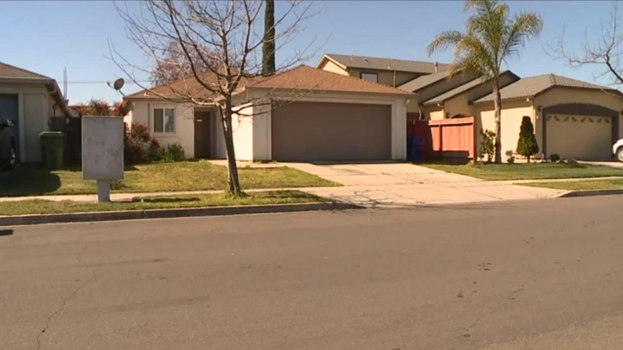 California homeowner beats alleged intruder with baseball bat