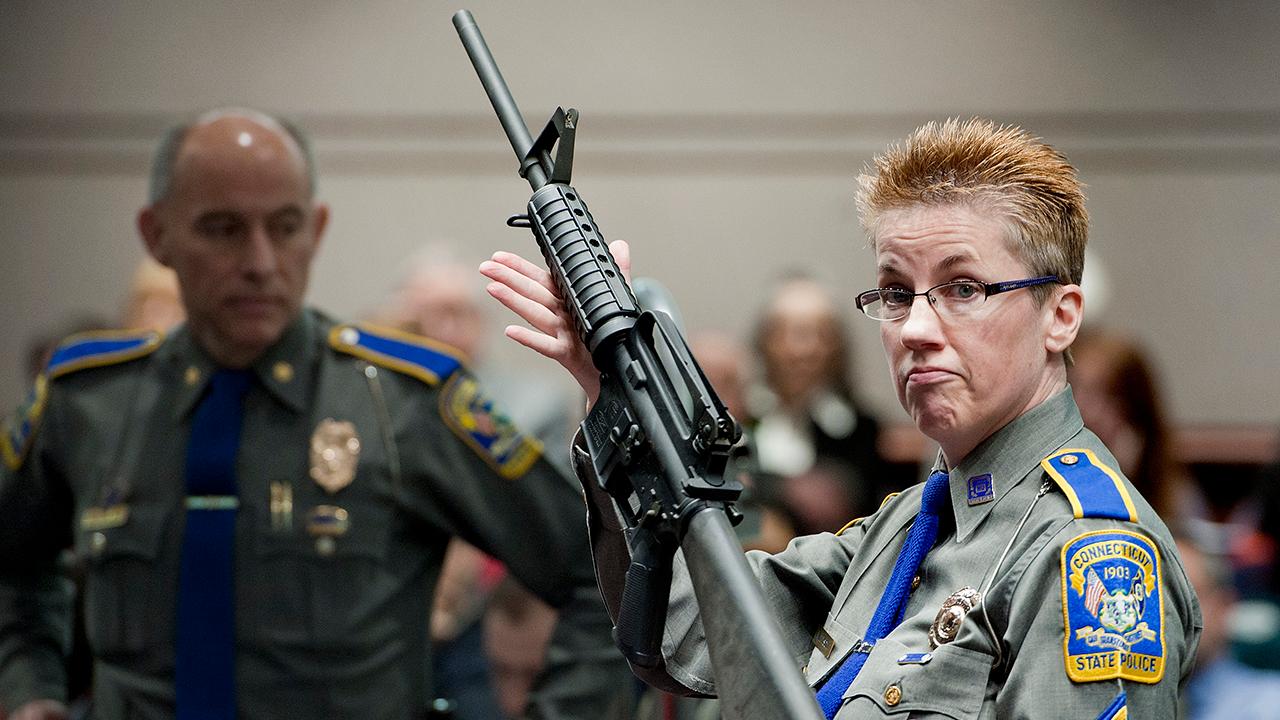 Families of Sandy Hook victims get green light to sue Remington