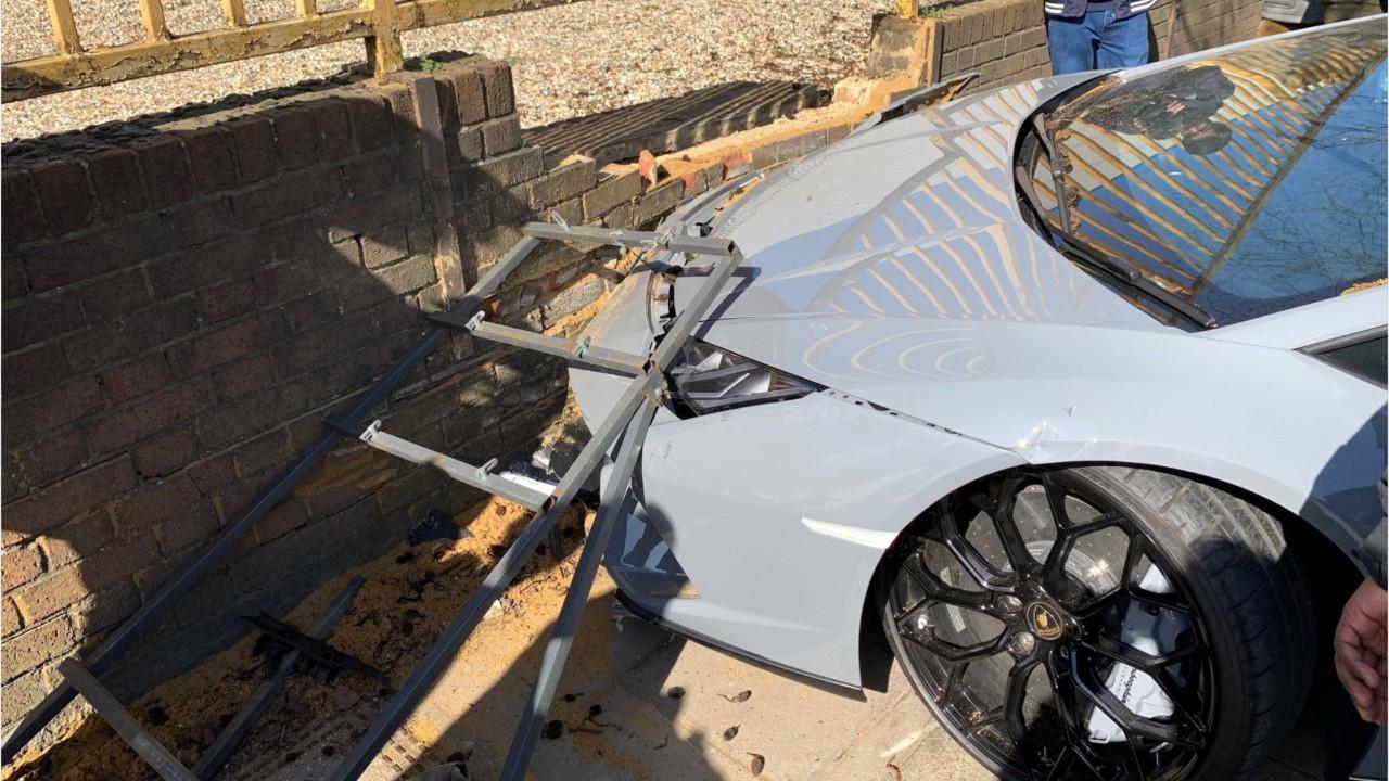 Video captures driver wrecking $280,000 Lamborghini