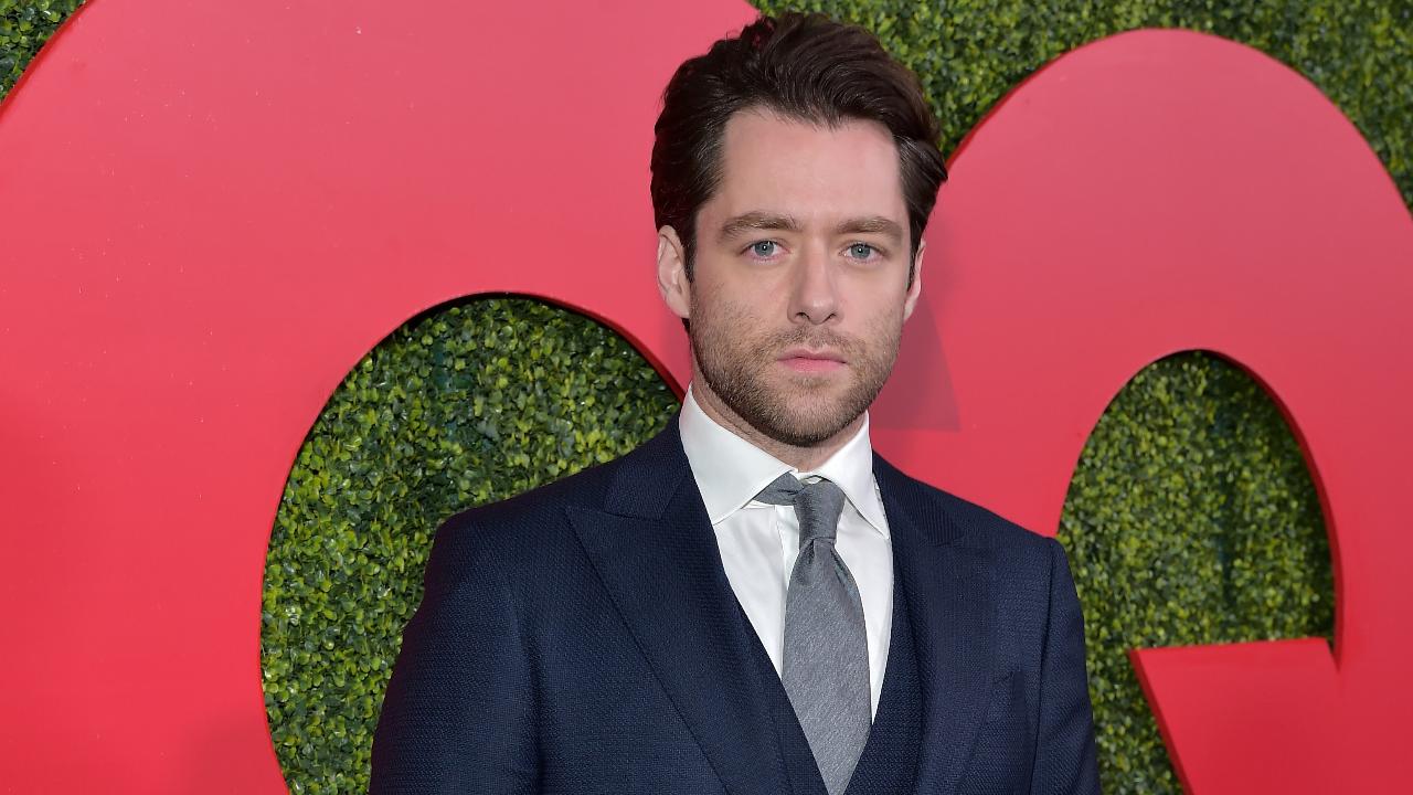 Actor Richard Rankin talks his new photography exhibit and teases 'Outlander's' upcoming fifth season