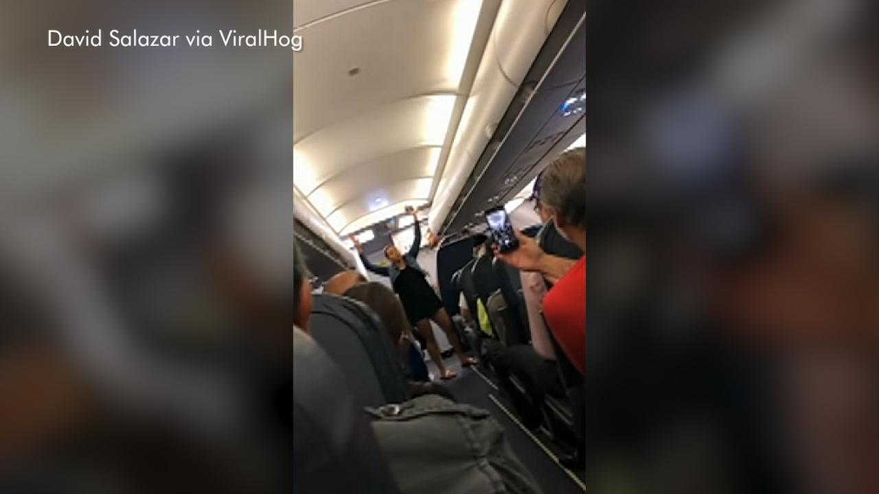 Drunk Spirit Airlines passenger removed from plane