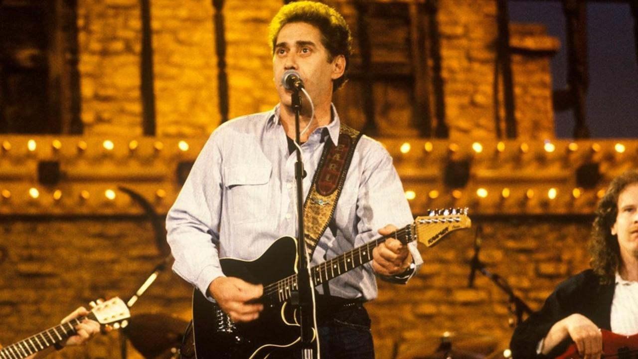 Country music singer Earl Thomas Conley dead at 77
