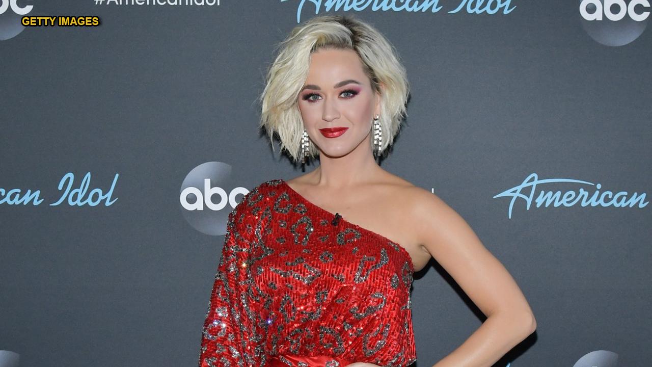 'American Idol' judge Katy Perry 'collapses' after contestant's steamy performance