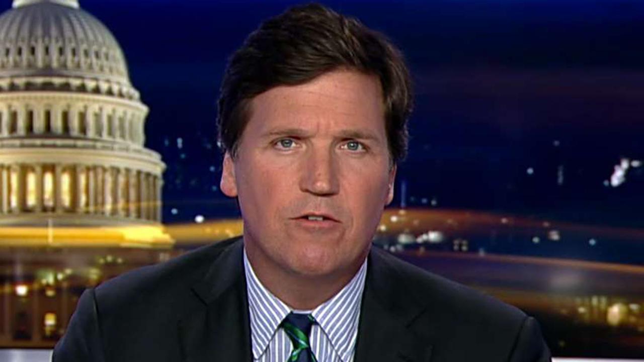 Tucker: Democratic presidential candidates are sabotaging their own chances