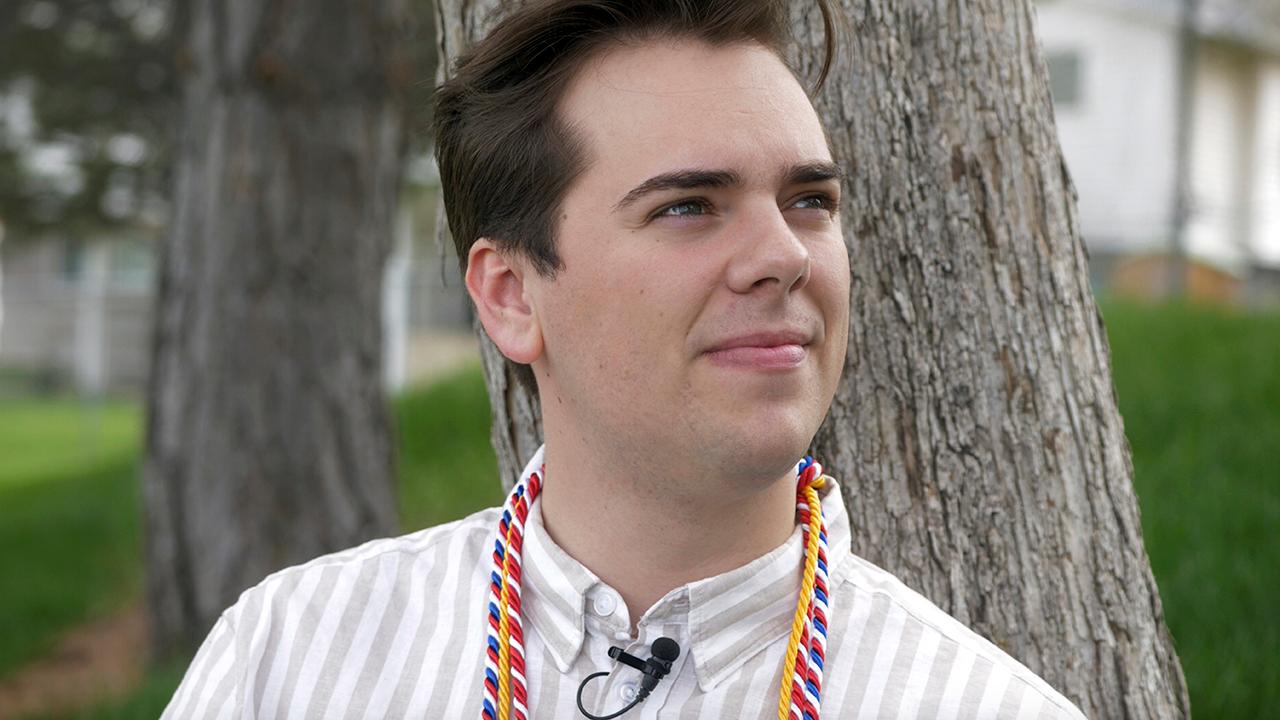 BYU valedictorian comes out during commencement speech