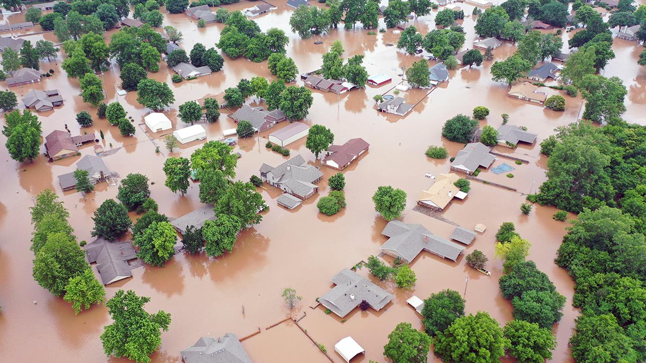 FEMA dispatches teams to Arkansas and Oklahoma