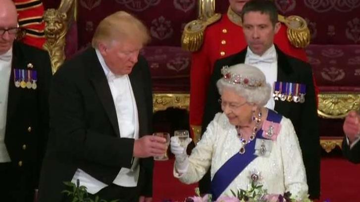 Queen Elizabeth, President Trump make remarks, exchange toasts at state banquet