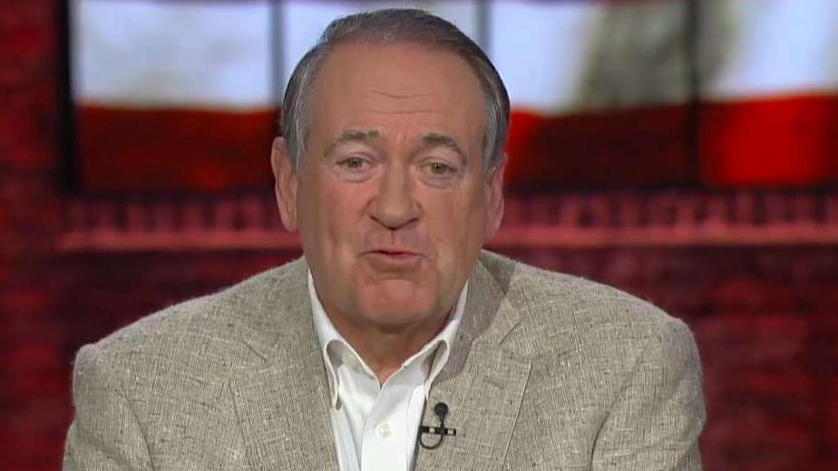 Mike Huckabee says daughter Sarah Sanders would make a great candidate for public office