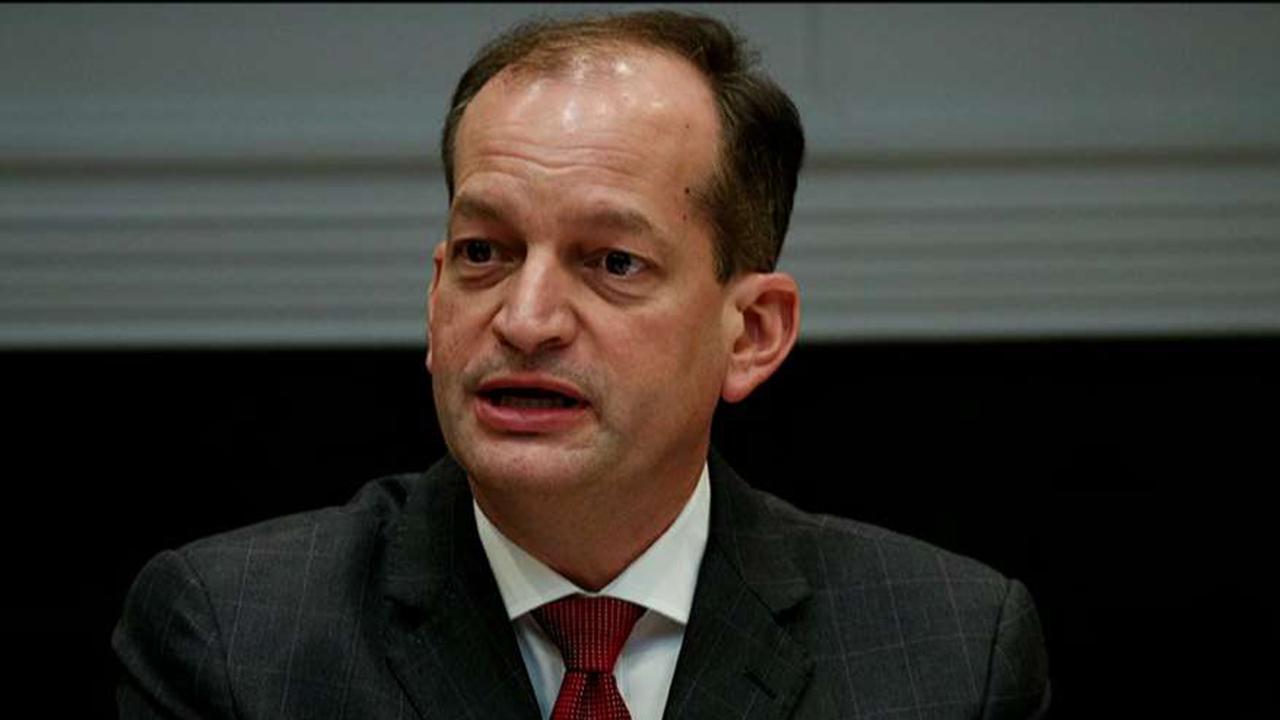 Secretary Acosta under fire for role in 2008 plea deal