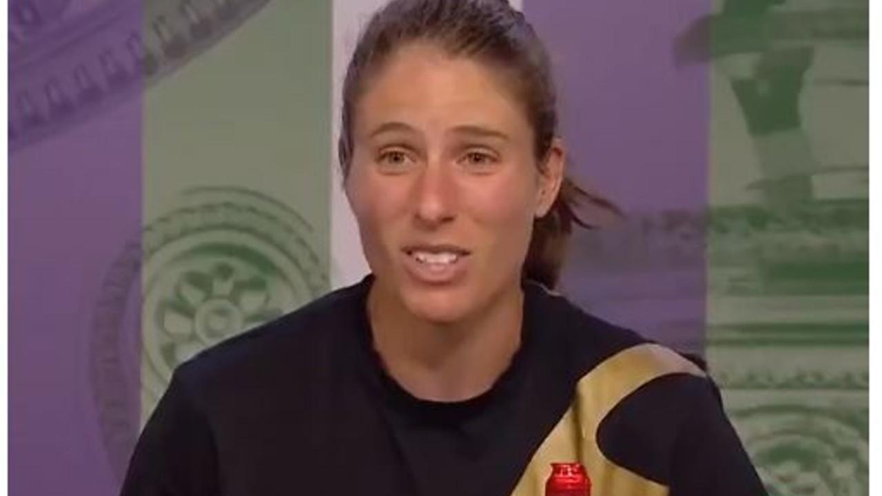 British tennis star Johanna Konta has testy exchange with reporter after loss