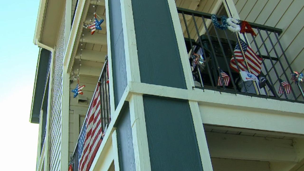 Disabled Army veteran risks eviction from apartment over displaying the American flag