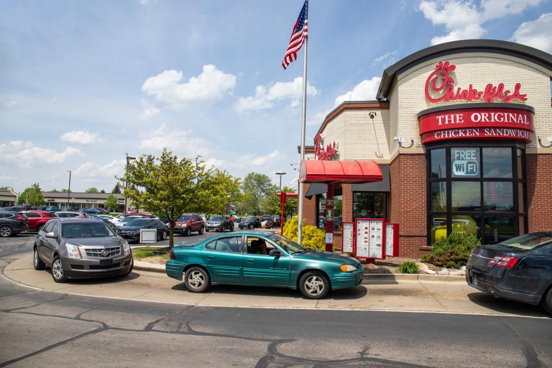Chick-Fil-A patrons bursting out in song