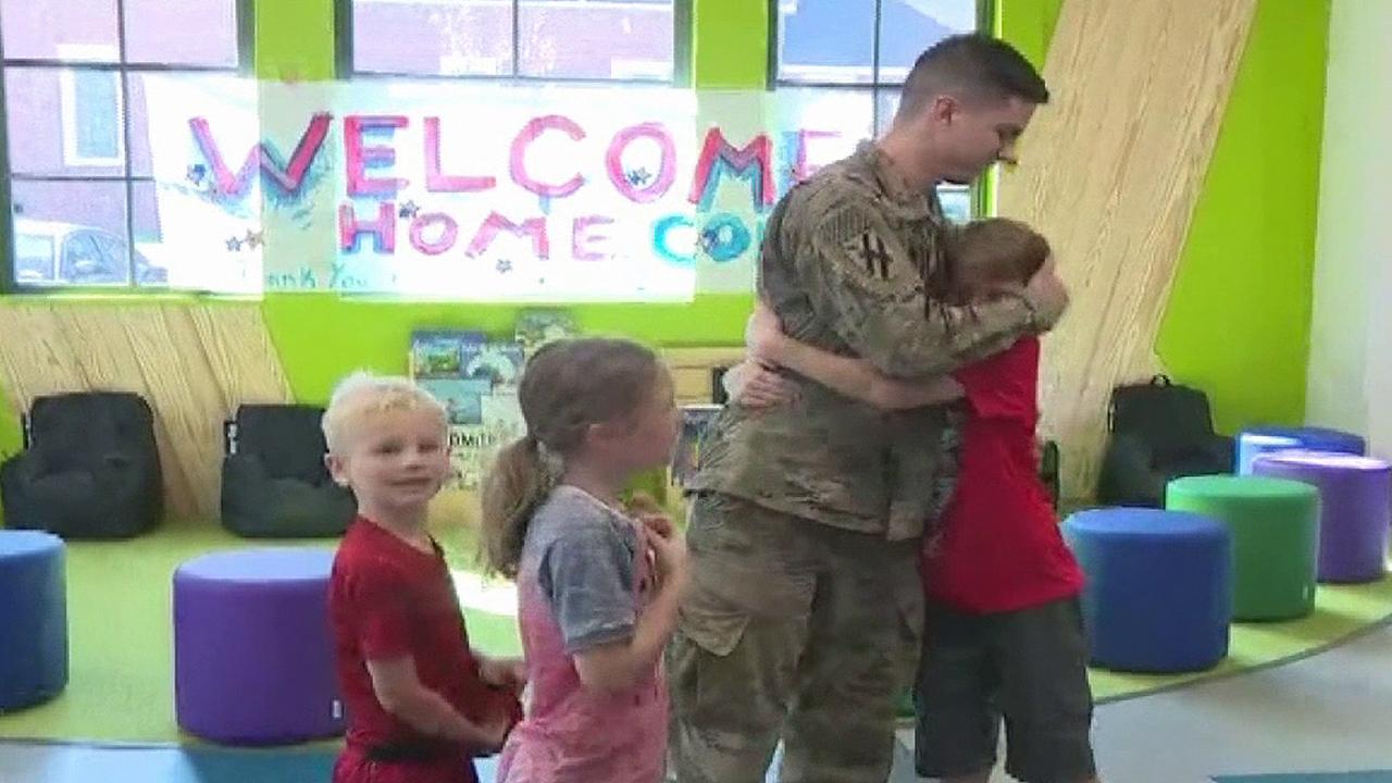 Soldier surprises brother and sister, sparking a special moment