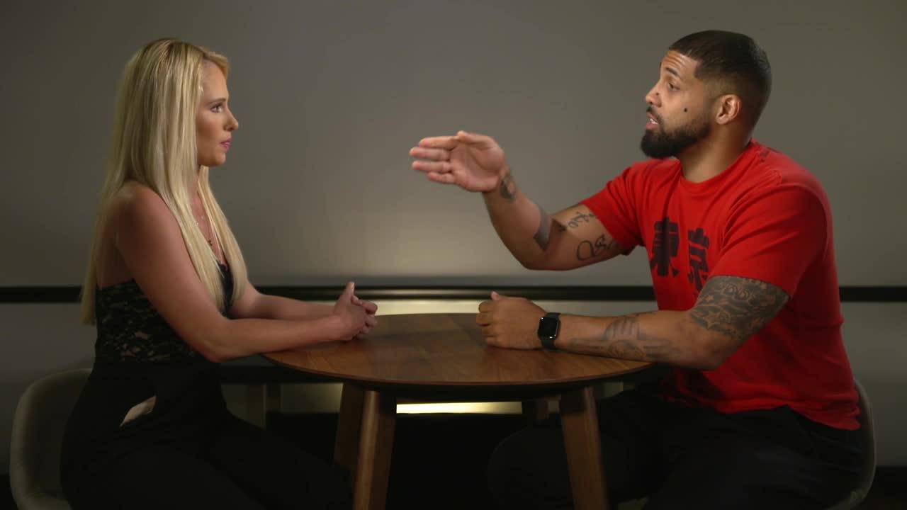 Tomi Lahren sits down with former NFL star Arian Foster, asks why he knelt for national anthem