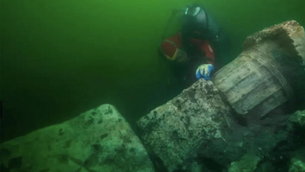 Mysterious destroyed temple and treasure discovered in underwater 'Egyptian Atlantis'