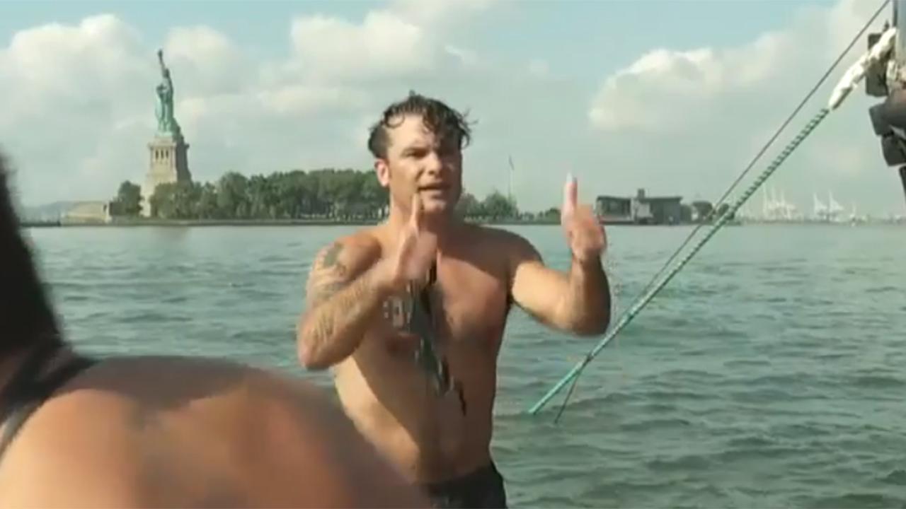 Pete Hegseth dives back into the Hudson for the third leg Navy SEAL Hudson River Swim and Run