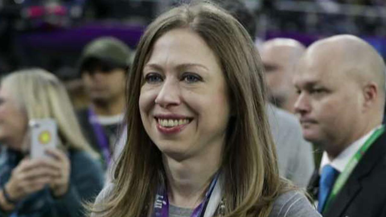 Hillary and Chelsea Clinton writing book on 'gutsy women'