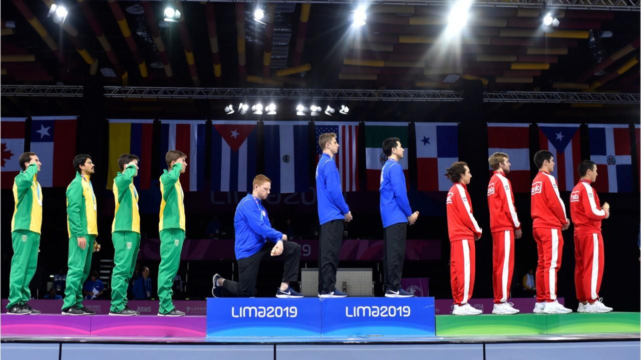US fencer takes knee at Pan Am Games in protest