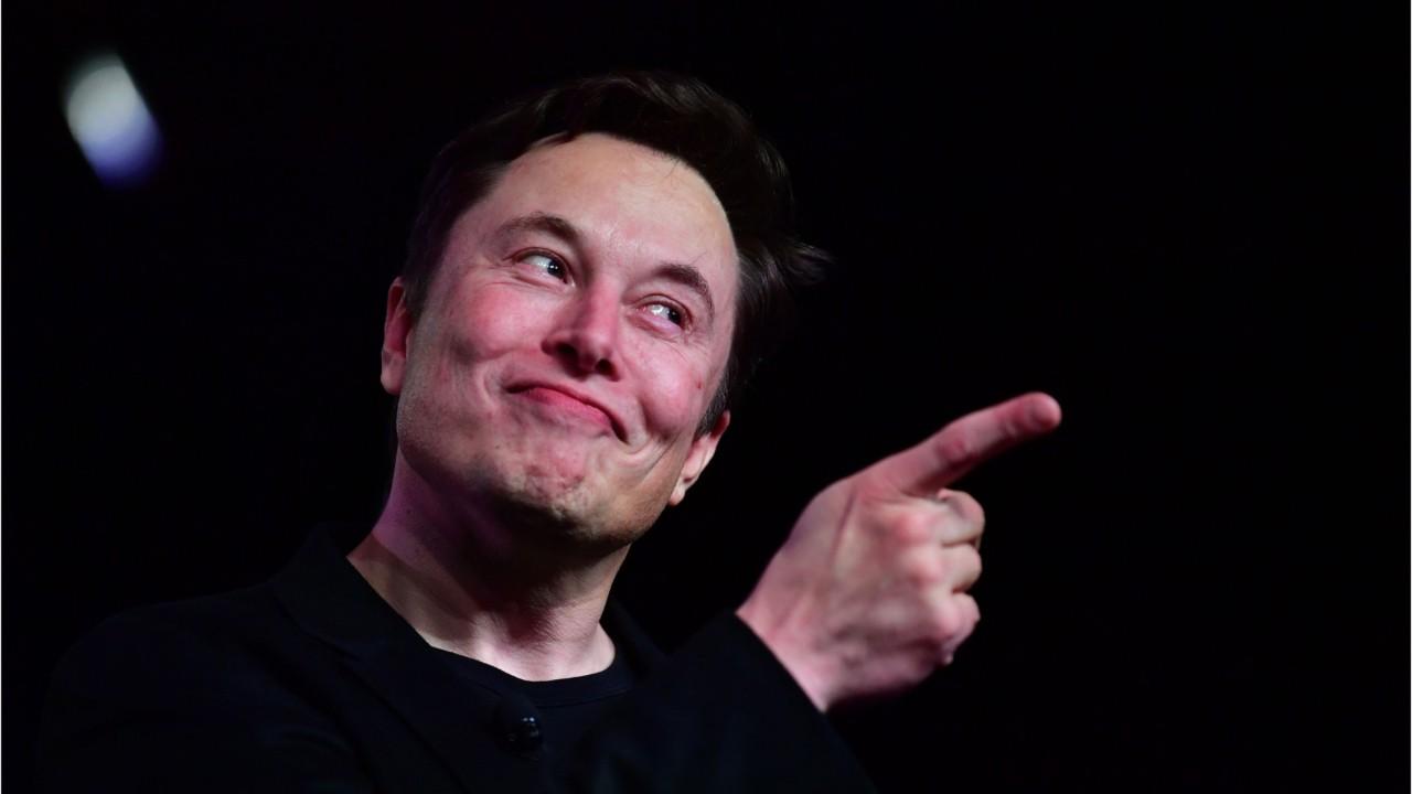 Elon Musk still wants to 'nuke Mars'