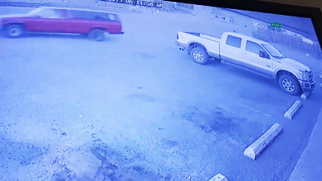 Man's car gets stolen while he's stealing from store
