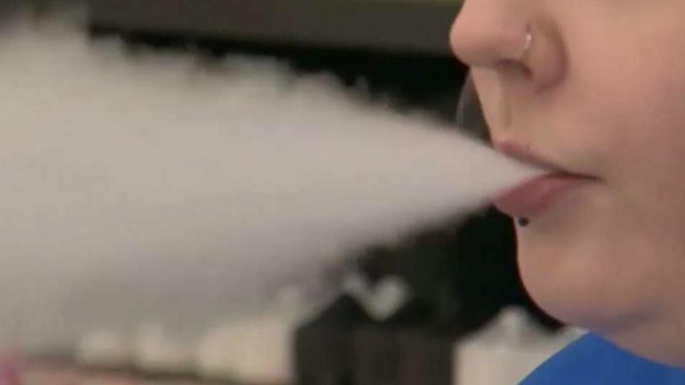 CDC confirms 6 deaths possibly linked to vaping, e-cigarettes