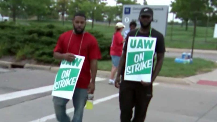 49,000 General Motors autoworkers now on strike