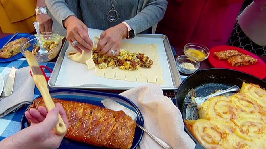 Paula Deen bakes a breakfast bread for 'Fox & Friends'