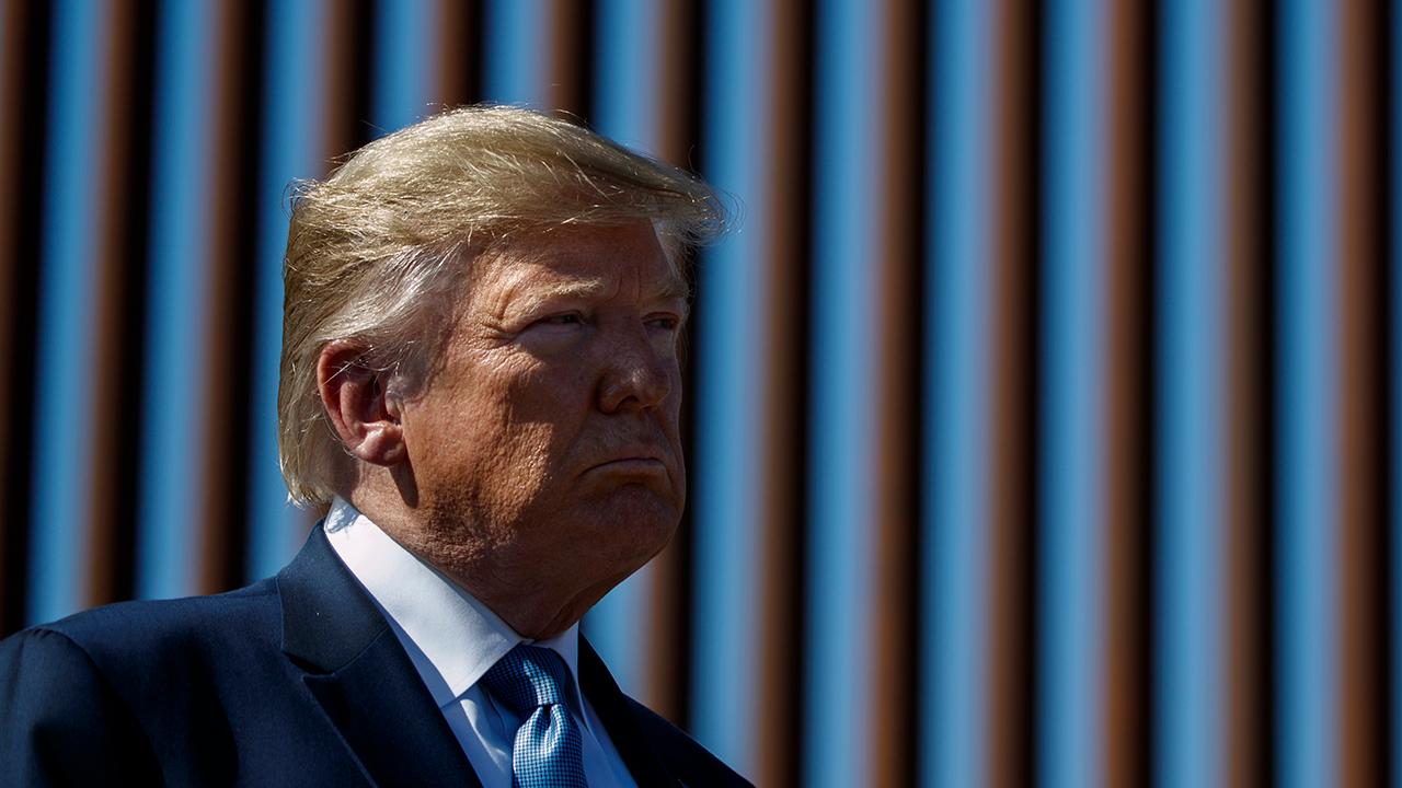 Trump allows border agents to interview asylum seekers