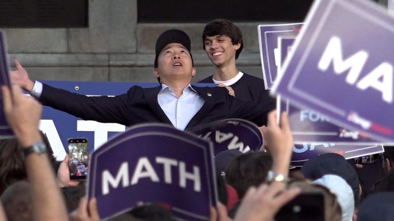 Andrew Yang trying to 'peel off' Trump supporters, woo them to 'Yang gang'
