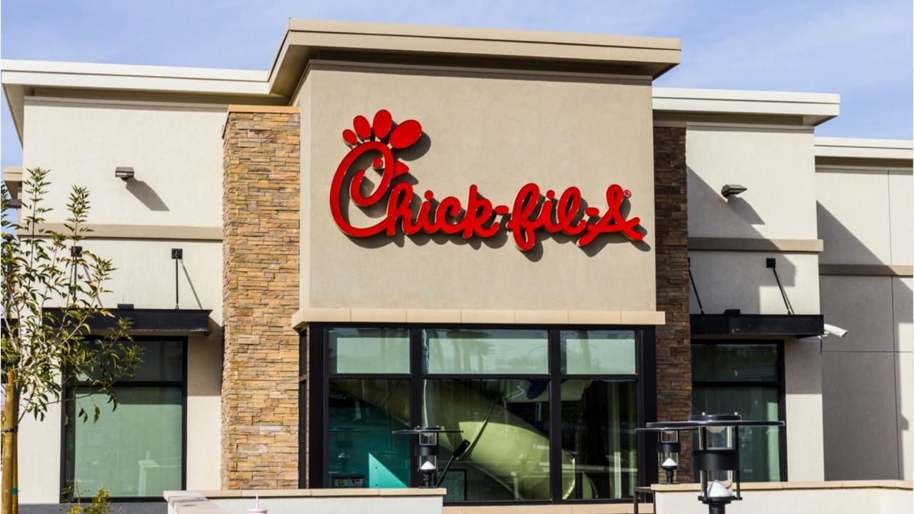 Survey: Chick-fil-A is once again teenagers' favorite restaurant chain