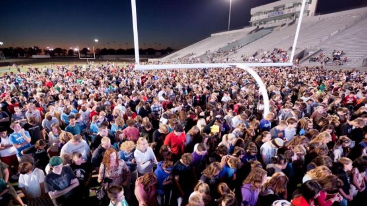 Football fields nationwide host annual Christian worship event for athletes and students