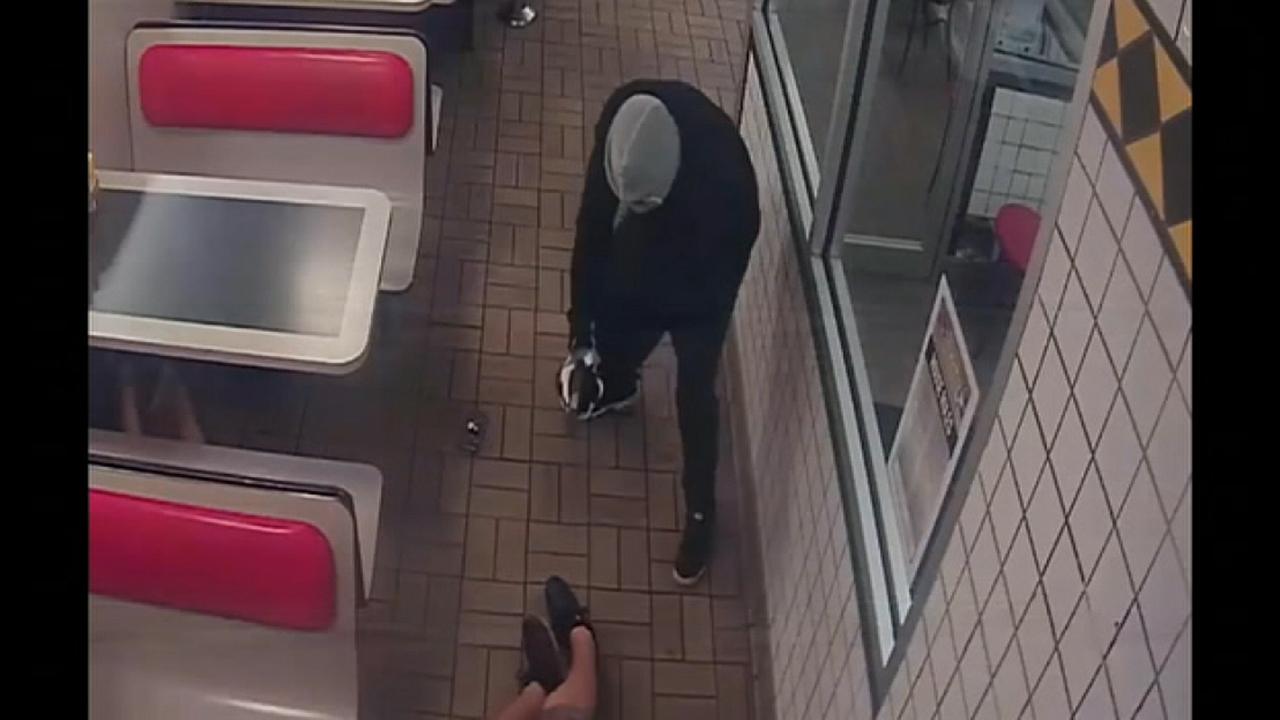 Waffle House armed robbery in Houston caught on video; police seek suspects